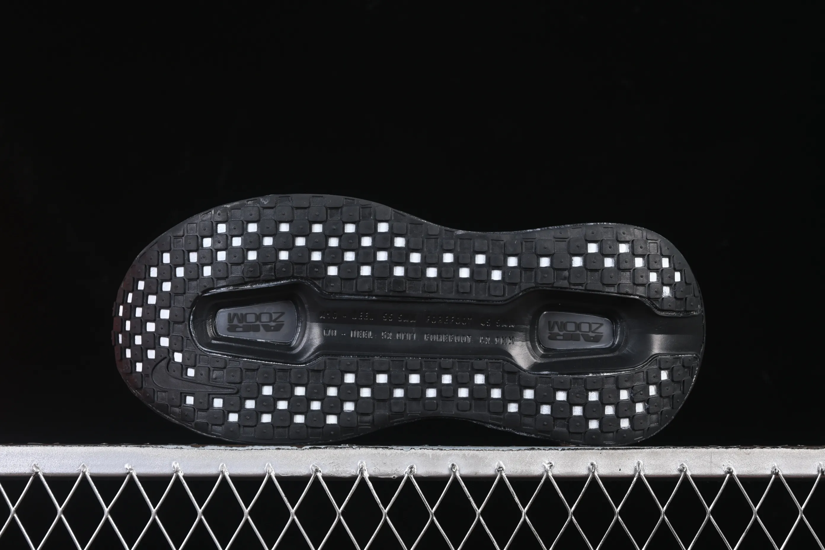 All Categories Nk Air Force 1 Air Force Series Nk Air Force 1 Low Air Force Low Nike Air Zoom Vomero Premium Nike Mesh Thick Sole Air Cushion Running Shoes IO7325-001